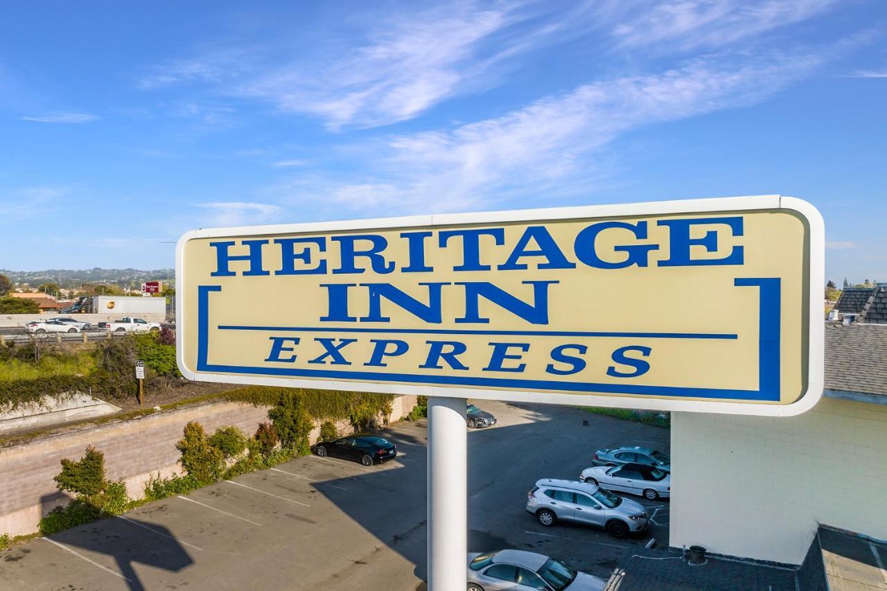 Heritage Inn Express هايوارد، كاليفورنيا المظهر الخارجي الصورة